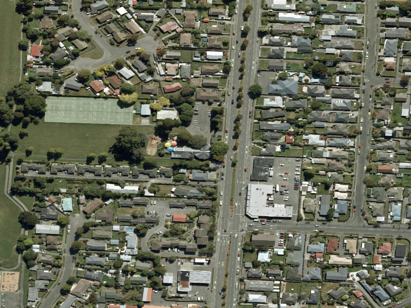 aerial view of Redwood Library and the ground around it