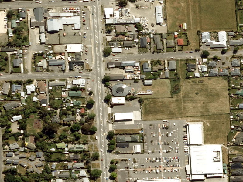 aerial view of Hurunui Memorial Library and the ground around it