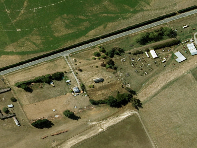 aerial view of Sutherland School War Memorial and the ground around it
