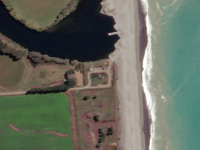 aerial view of Public Toilets, 293 Byrnes Road and the ground around it