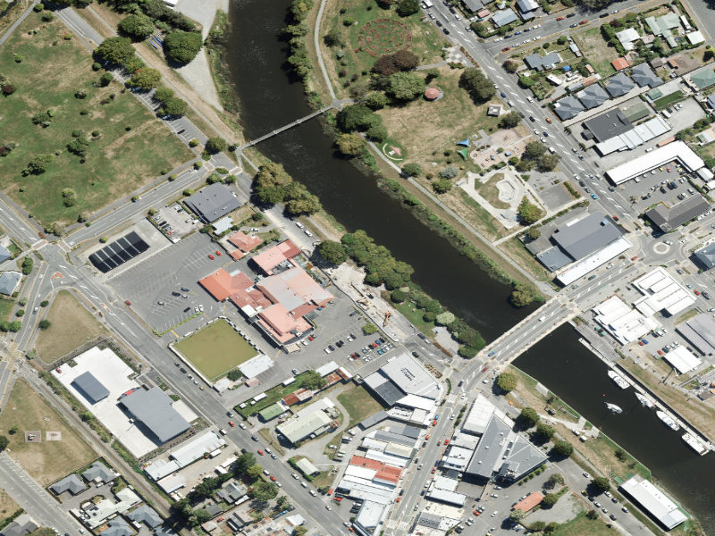 aerial view of Public toilet — 90 Raven Quay and the ground around it