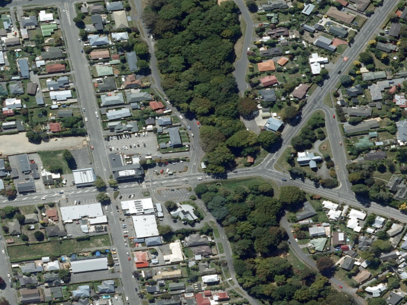 aerial view of Lincoln Public Toilets and the ground around it