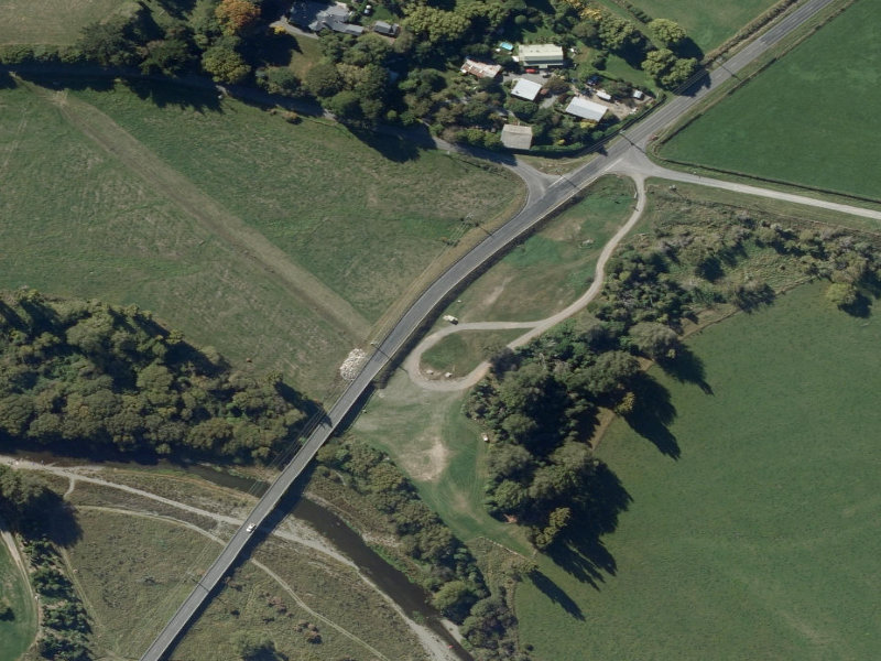 aerial view of Chamberlains Ford Public Toilets and the ground around it