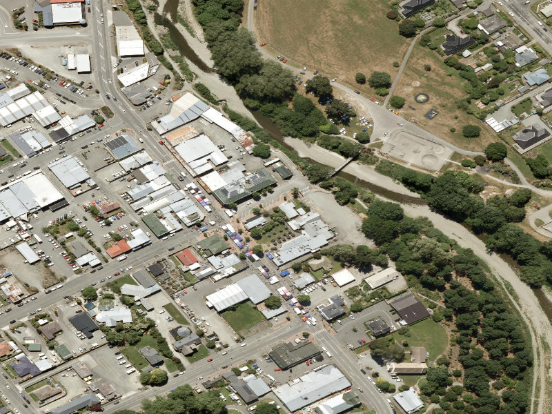 aerial view of Geraldine Toilets, Wilson Street and the ground around it