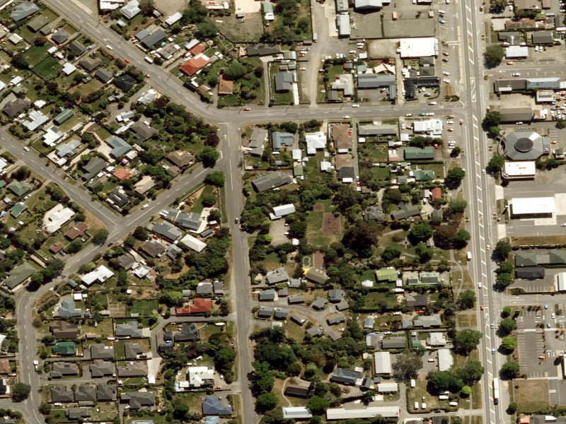 aerial view of Chamberlain Park Public Toilets and the ground around it