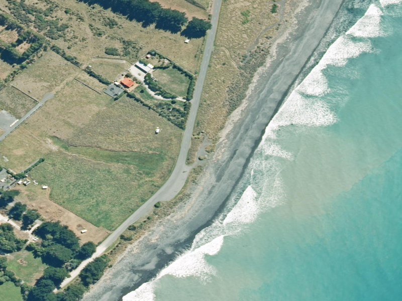 aerial view of Kiwa Road Public Toilet and the ground around it