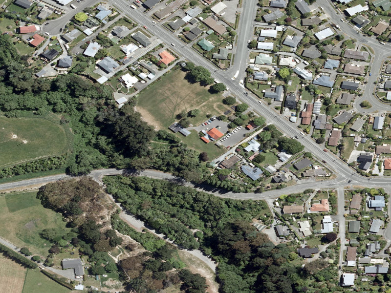 aerial view of Gleniti Park Toilets and the ground around it