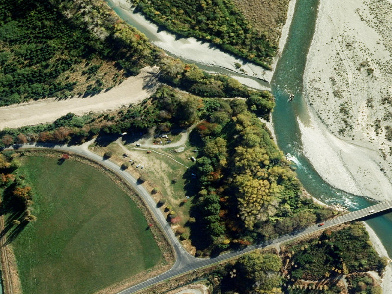 aerial view of Arundel Bridge Toilets and the ground around it