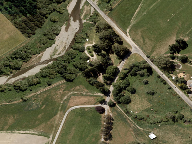 aerial view of Winchester Bridge Toilets and the ground around it