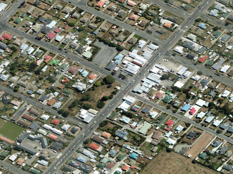 aerial view of Roberts Park Public Toilets and the ground around it