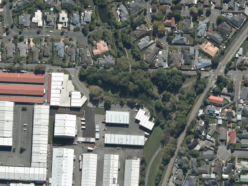 aerial view of Barnes Reserve Pond and the ground around it
