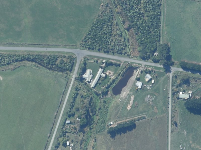 aerial view of Ngāti Moki Marae and the ground around it