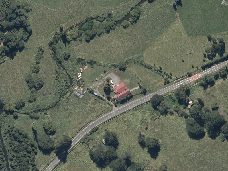 aerial view of Wairewa Marae and the ground around it