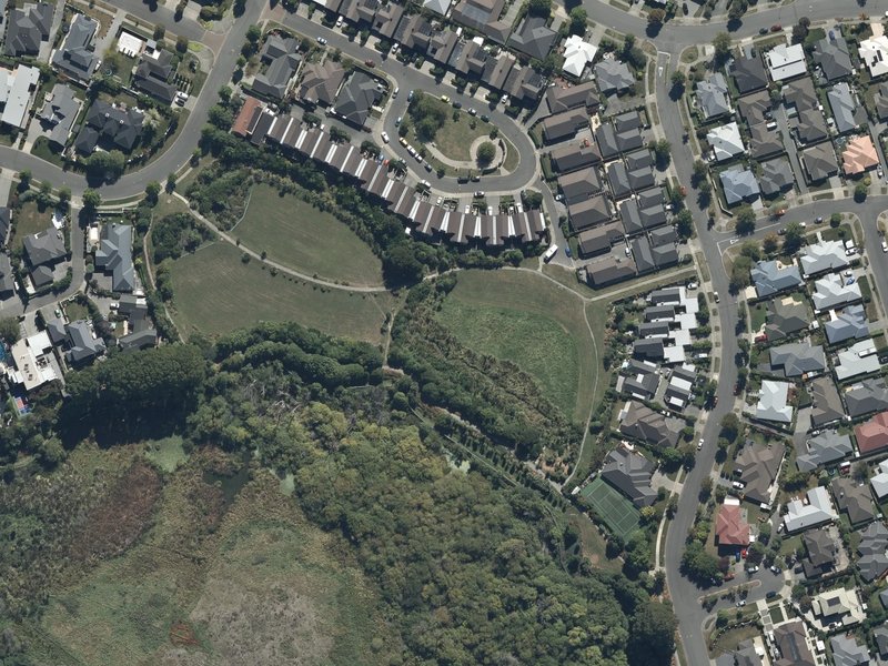 aerial view of Glen Oaks Reserve and the ground around it