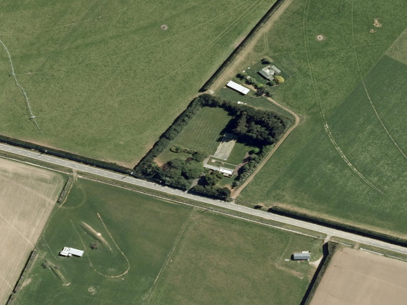 aerial view of Warren Community Reserve and the ground around it