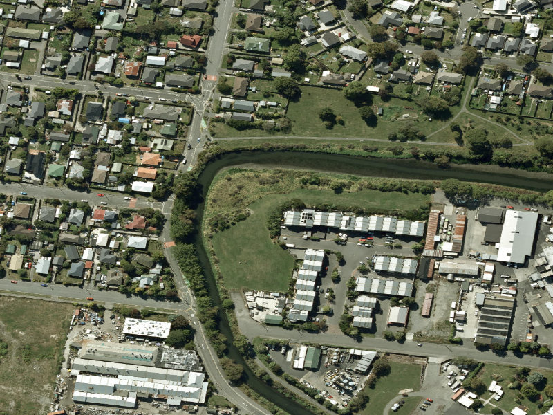 aerial view of Heathcote Riverbank and the ground around it