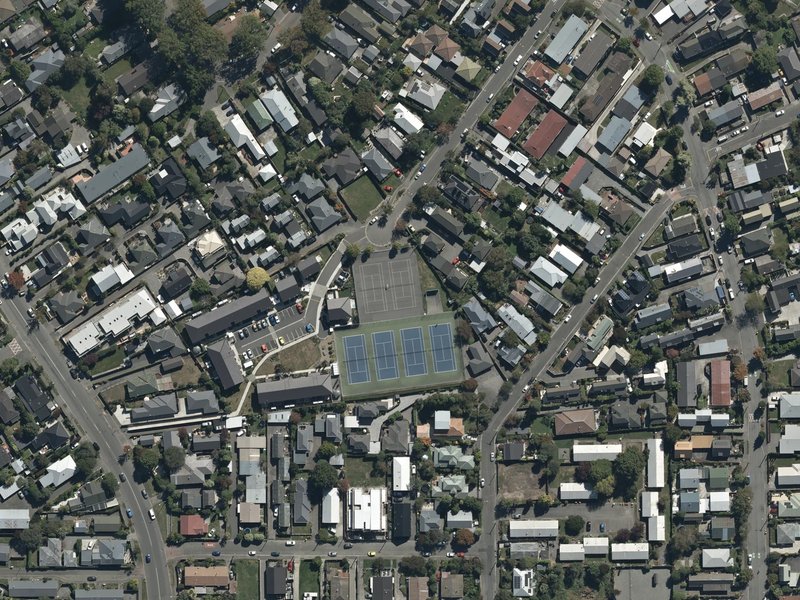 aerial view of St Albans Tennis Club and the ground around it