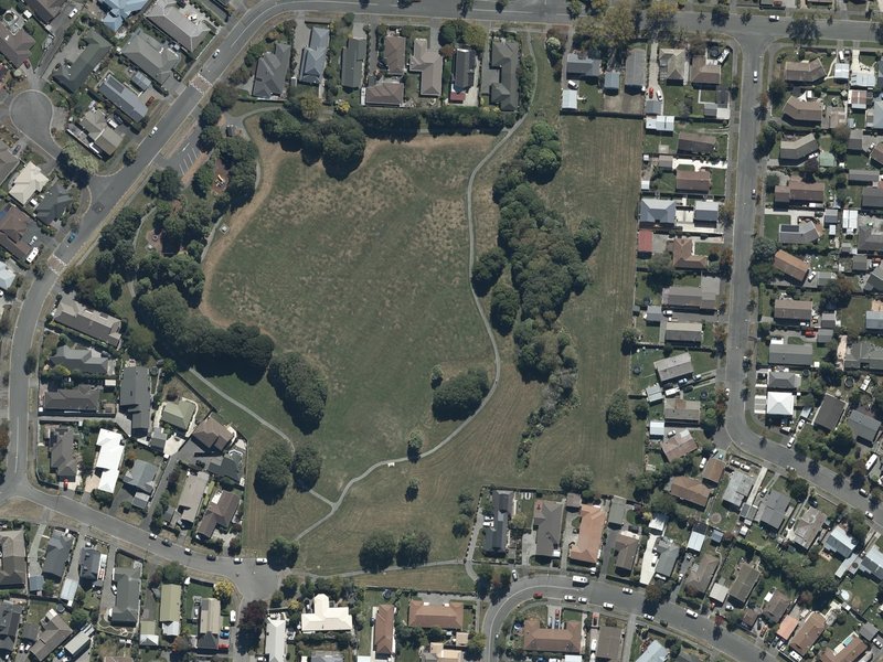 aerial view of Murchison Park and the ground around it