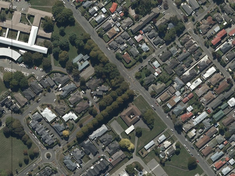 aerial view of Linden Grove and the ground around it