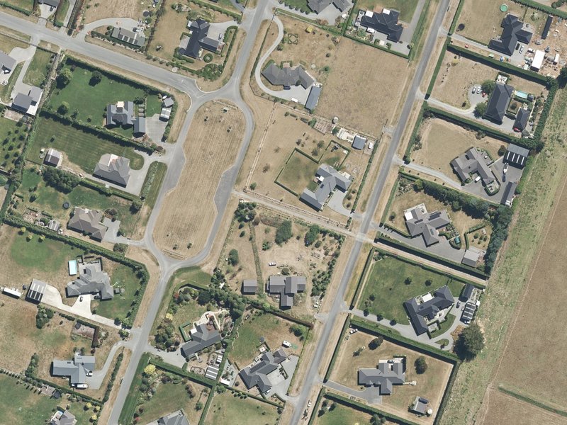 aerial view of Mandeville Park Drive Access No 2 and the ground around it