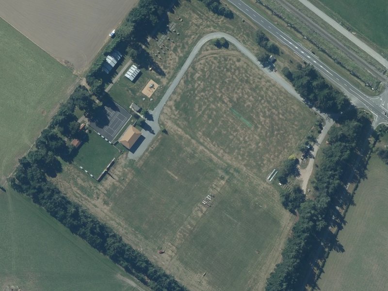 aerial view of Sheffield Recreation Reserve and the ground around it