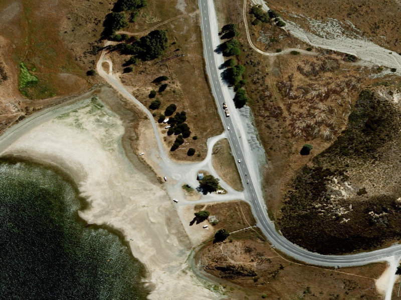 aerial view of Lake Lyndon Reserve and the ground around it