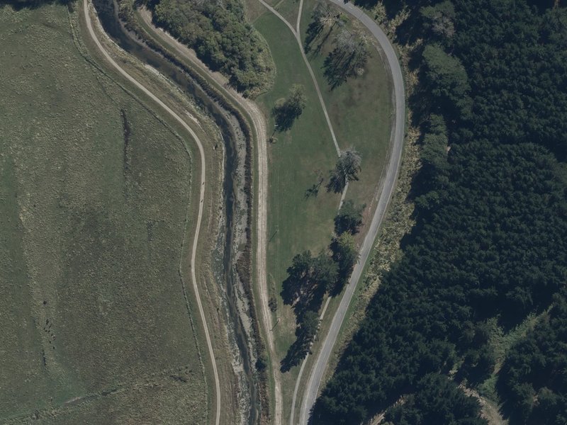 aerial view of Featherstone Reserve and the ground around it