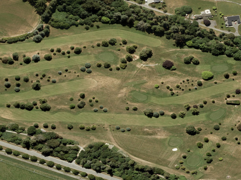 aerial view of Pleasant Point Golf Club and the ground around it