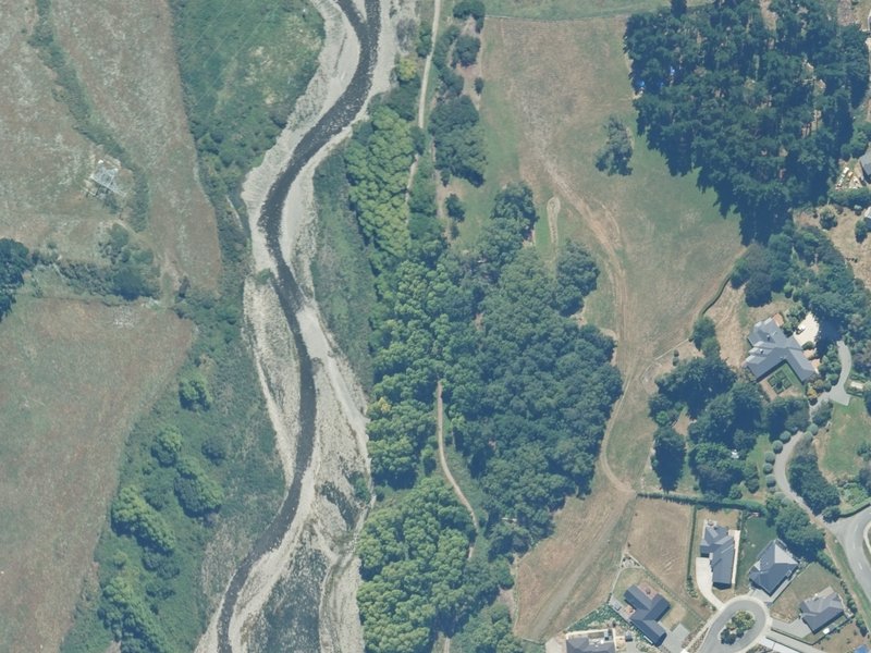 aerial view of Chatterton Esplanade Reserve and the ground around it