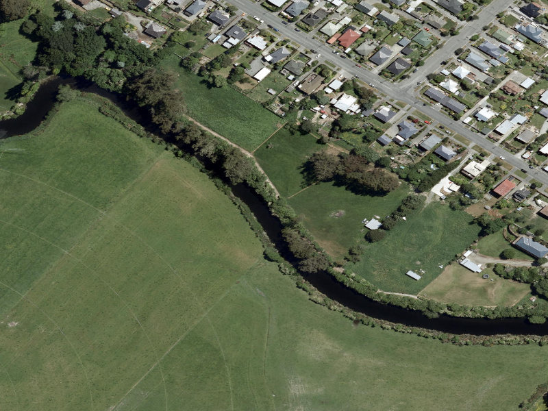 aerial view of Saltwater Creek Walkway (Melton) and the ground around it