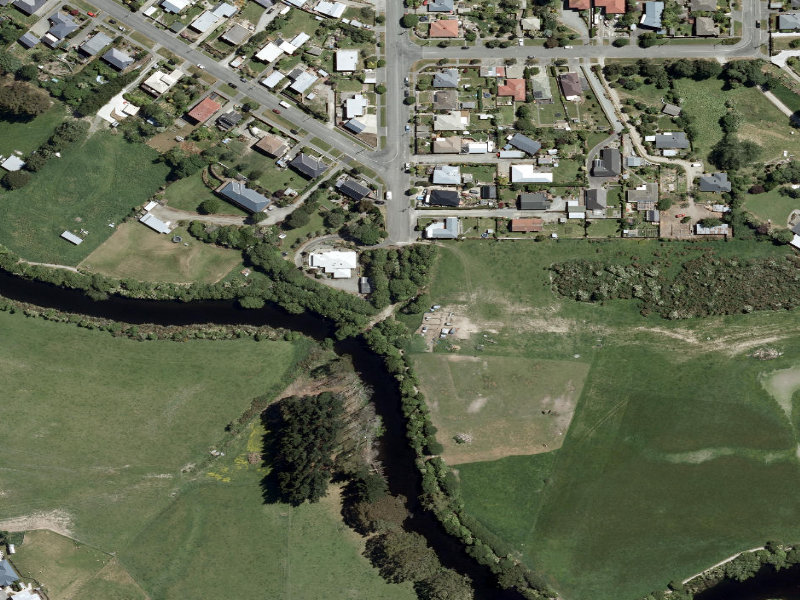 aerial view of Saltwater Creek Walkway (Mowbray) and the ground around it