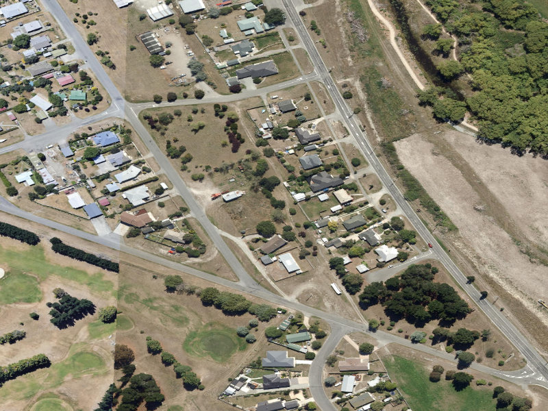 aerial view of Kurow Railway Reserve and the ground around it