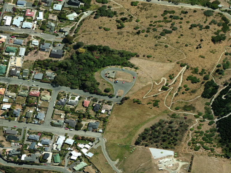 aerial view of Lookout Point Reserve and the ground around it