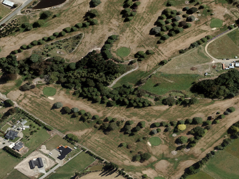 aerial view of Waimate Golf Club and the ground around it