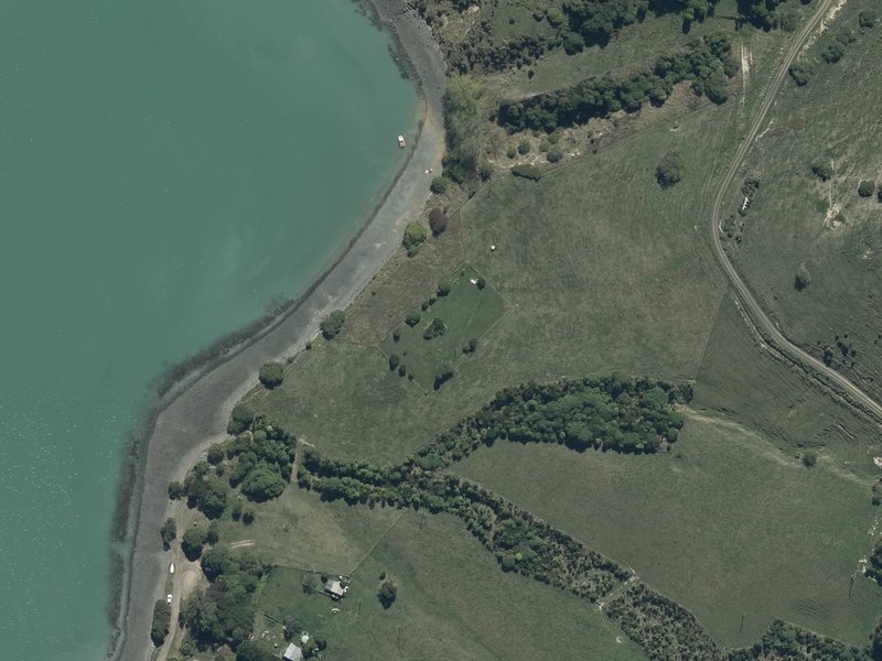 aerial view of Puāri and the ground around it