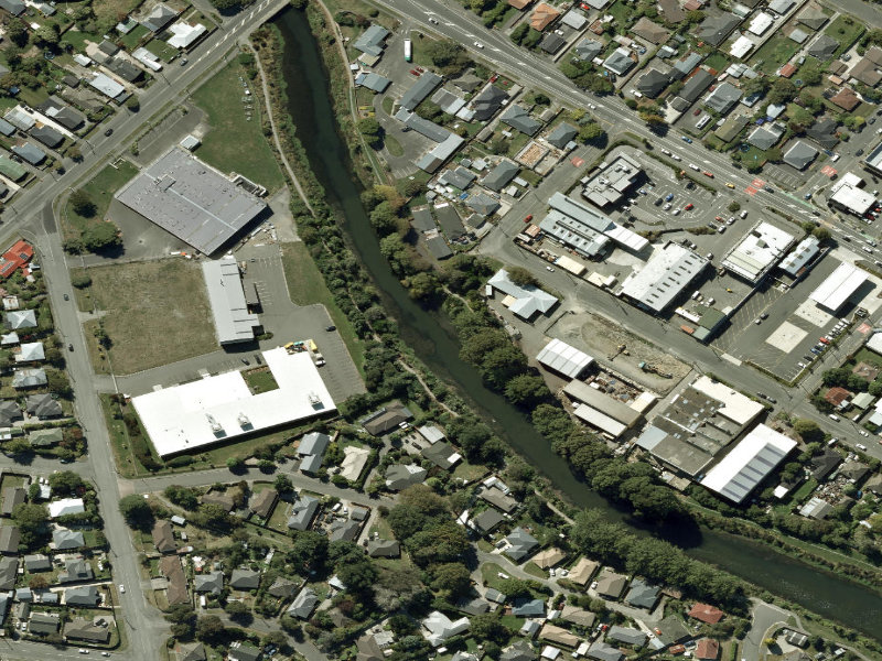 aerial view of Walk and bike track through Woolston and the ground around it
