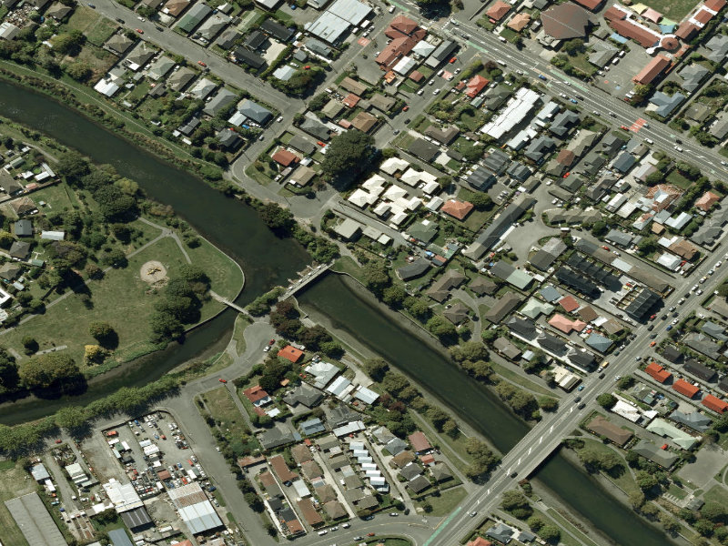 aerial view of Walk and bike track through Woolston and the ground around it