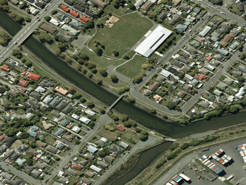 aerial view of Walk and bike track through Woolston and the ground around it
