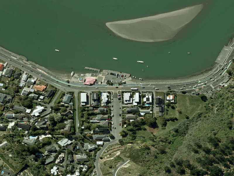 aerial view of Walk and bike track through Clifton and the ground around it
