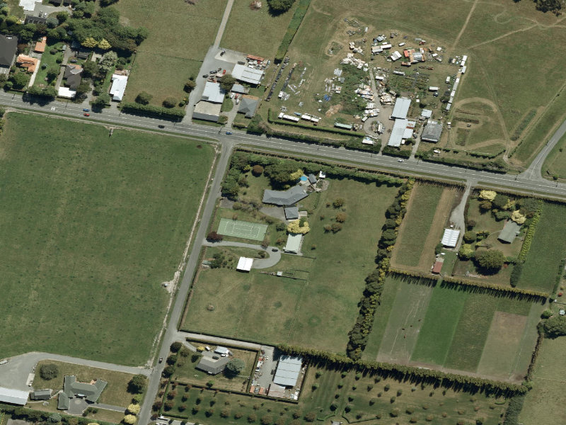 aerial view of Walk and bike track through Harewood and the ground around it