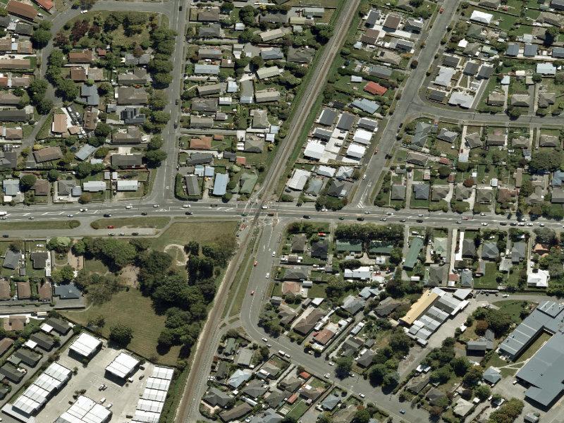 aerial view of Walk and bike track through Northcote and the ground around it