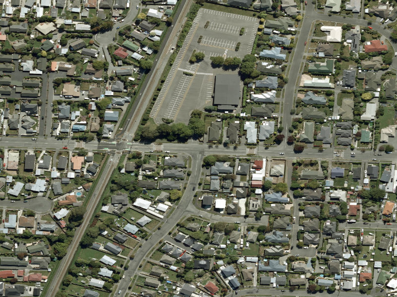 aerial view of Walk and bike track through Redwood and the ground around it