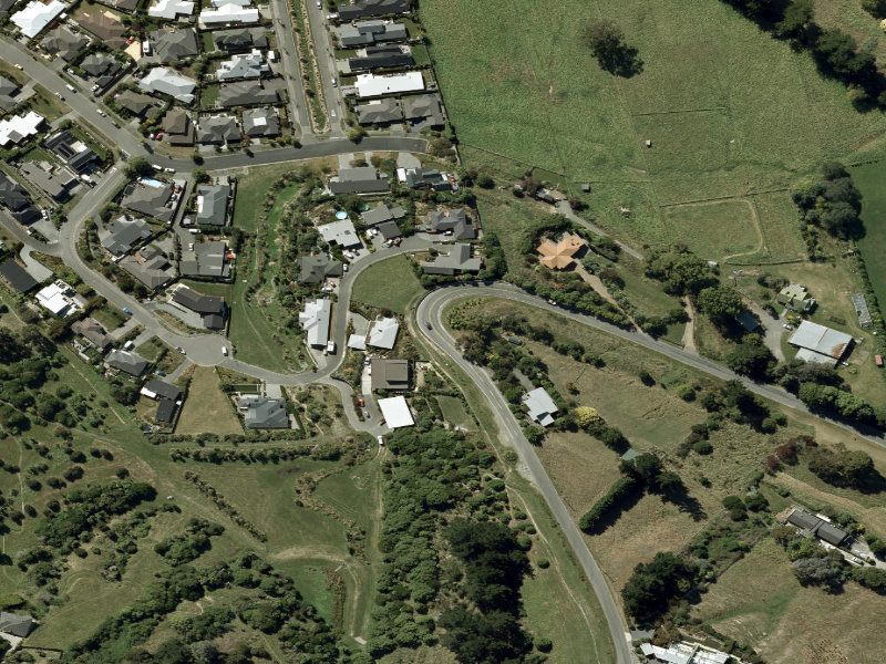 aerial view of Walk and bike track through Cracroft and the ground around it