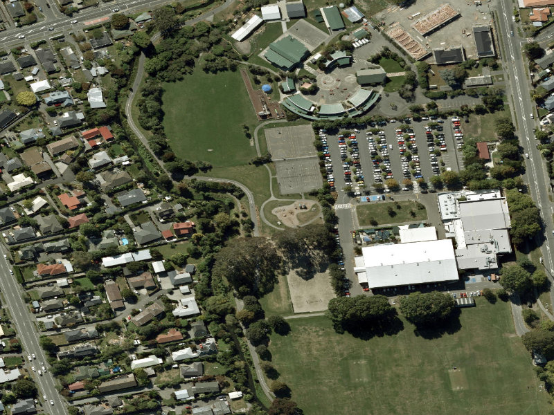 aerial view of Walk and bike track through Somerfield and the ground around it