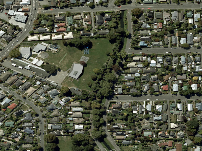 aerial view of Walk and bike track through Cashmere and the ground around it