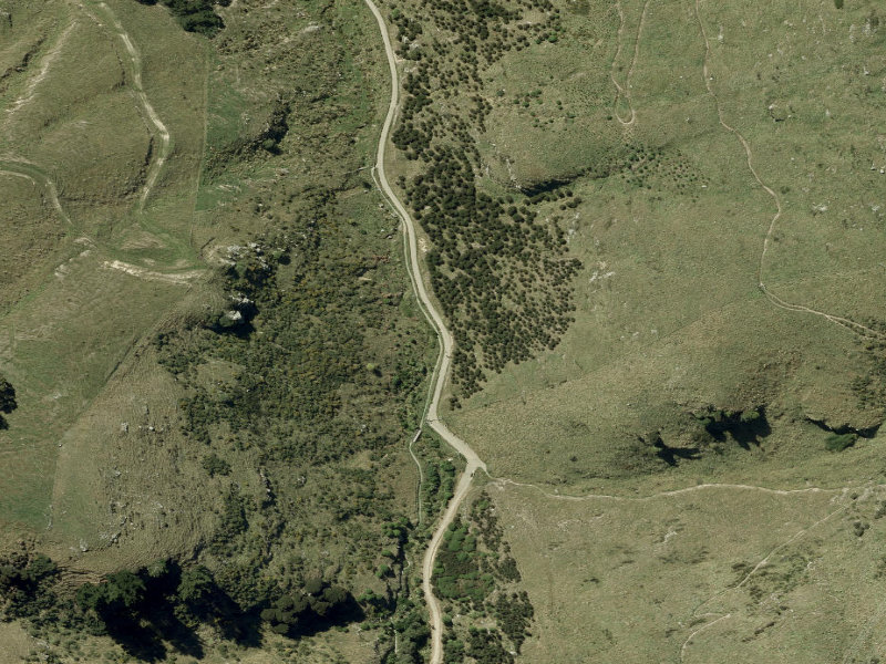 aerial view of Walk and bike track through Cashmere and the ground around it