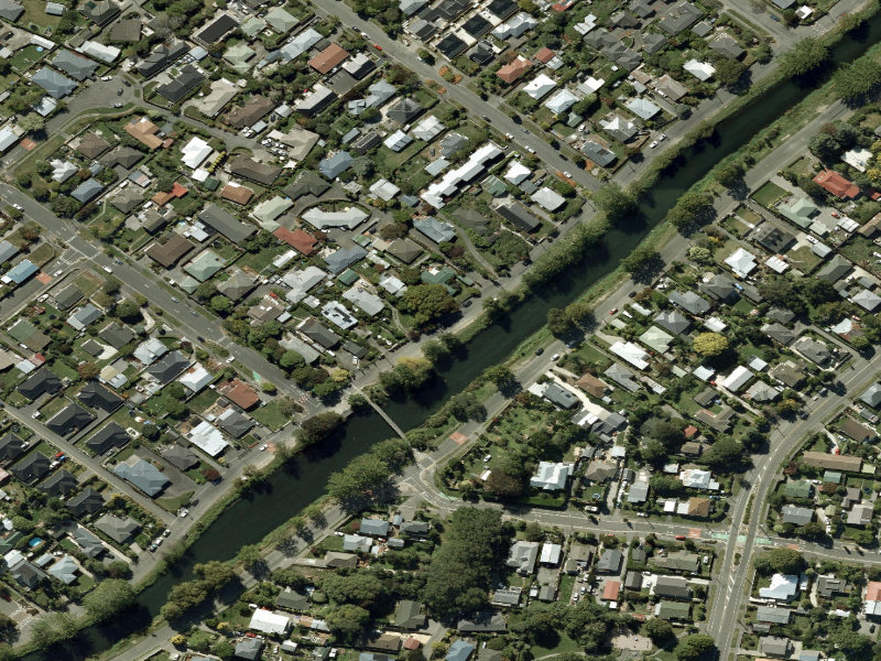 aerial view of Walk and bike track through Woolston and the ground around it