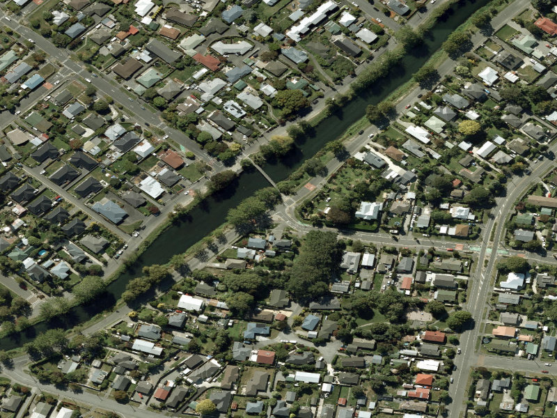 aerial view of Walk and bike track through Woolston and the ground around it