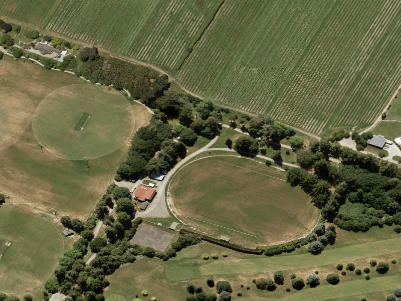 aerial view of Pleasant Point Domain / Golf Course and the ground around it