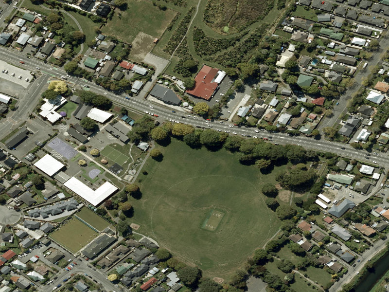 aerial view of Walk and bike track through Woolston and the ground around it